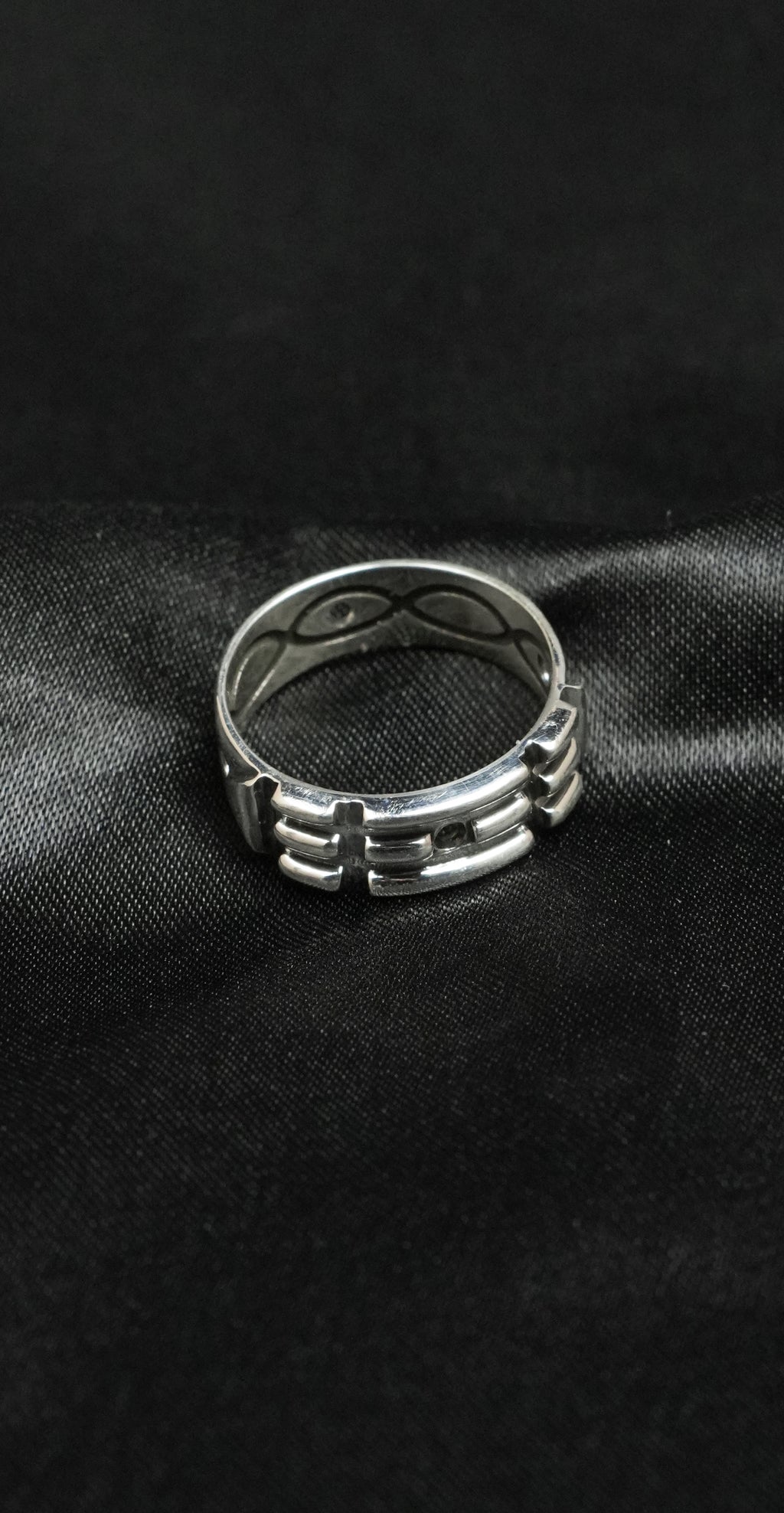 Link Ring