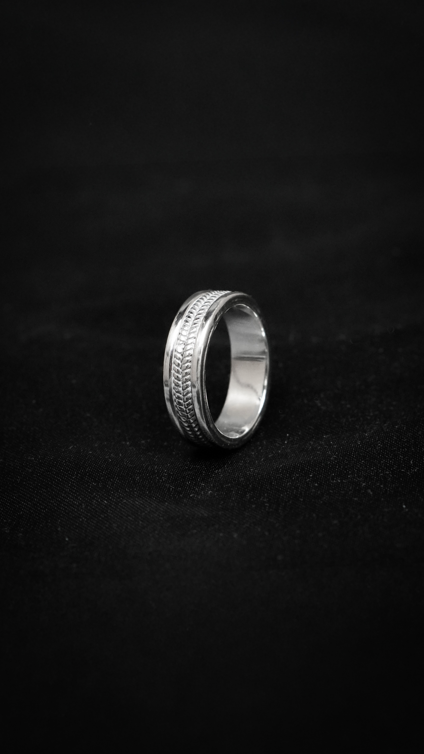 Ridged Ring