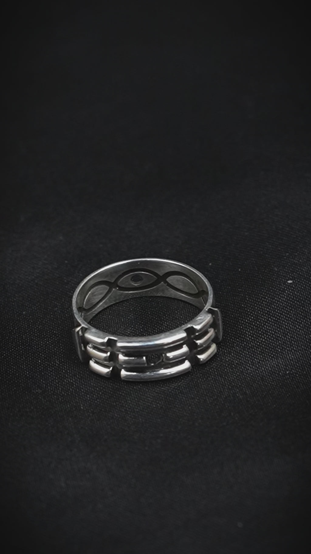 Link Ring