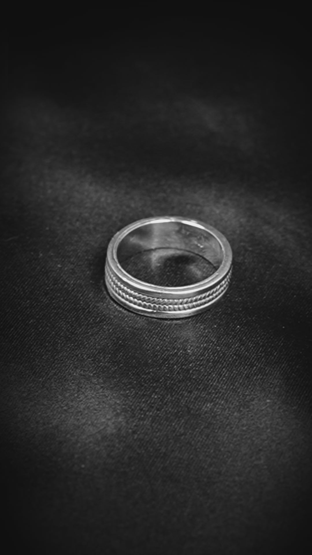 Ridged Ring