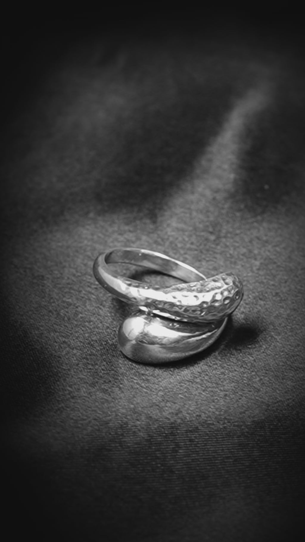 Eve's Whisper Ring